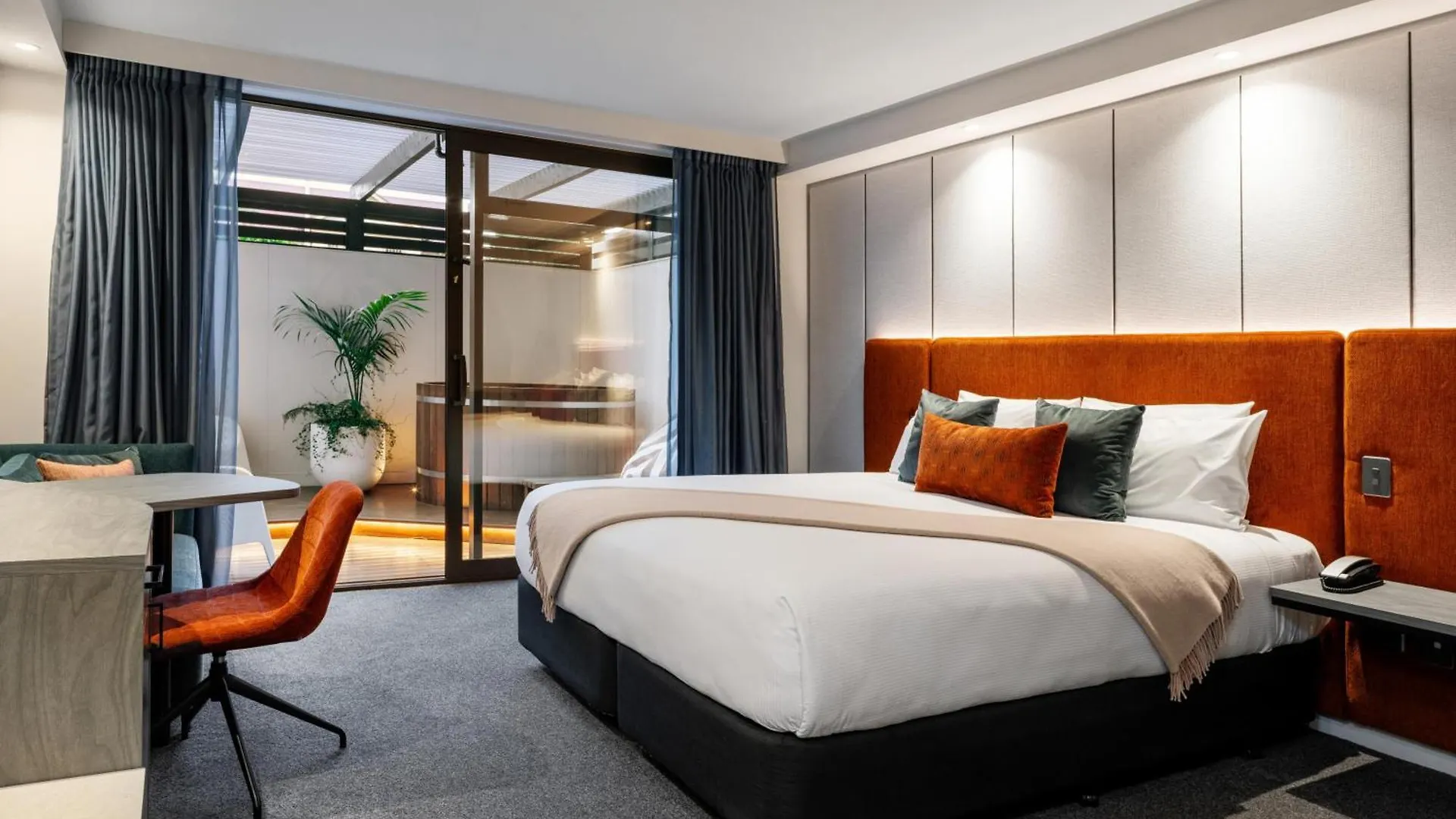 Millennium Hotel Rotorua 4*,